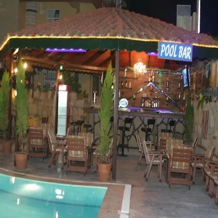 Elit Garden Hotel Side